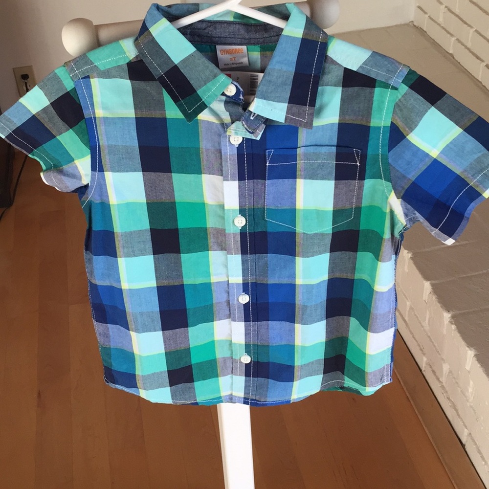 NWT checked shirt. Size 3T